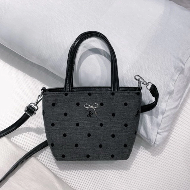 Túi xách nữ dự tiệc sang trọng: Phong cách đẳng cấp cho mọi dịp đặc biệt